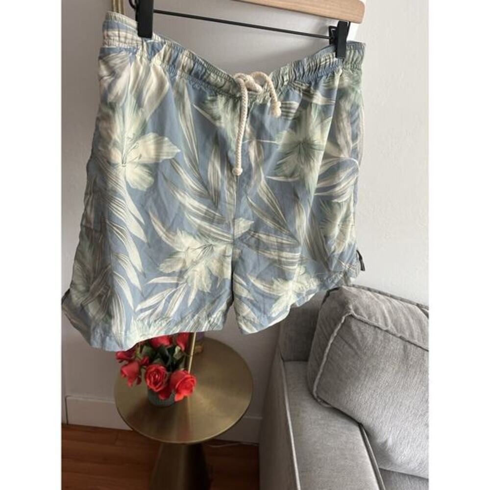 Tommy Bahama Swim Shorts Blue Mens S Trunks Board Tropical Hawaiian Floral